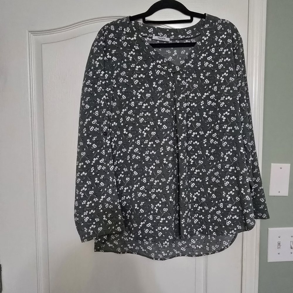 Floral Black and White Women's Top
